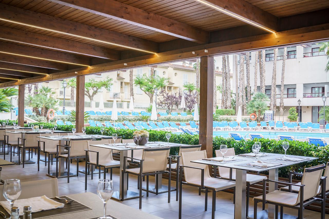 Estival Park Almaris Hotel La Pineda Exterior photo